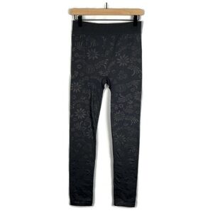 MUK LUKS Women's Fleece Lined Subtle Floral Embossed Leggings Dark Gray 1X/2X